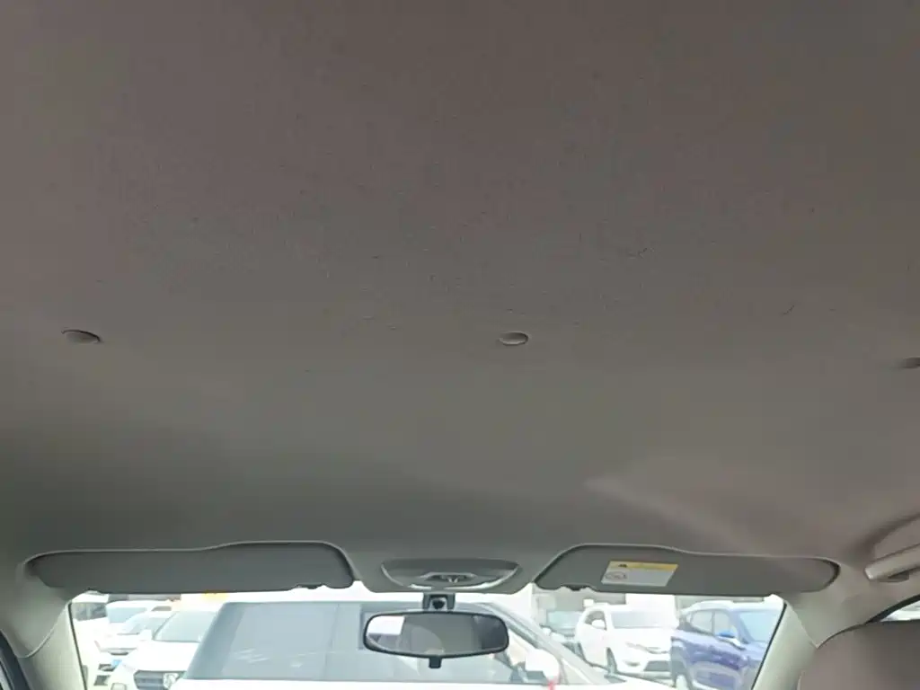 Chevrolet Sail — миниатюра 18