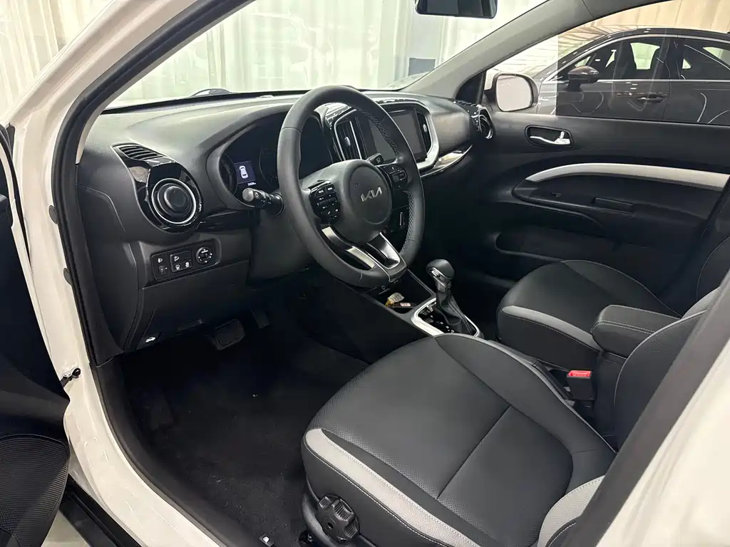 Kia KX1 1.4L Auto Fun Enjoy Edition, фото 9