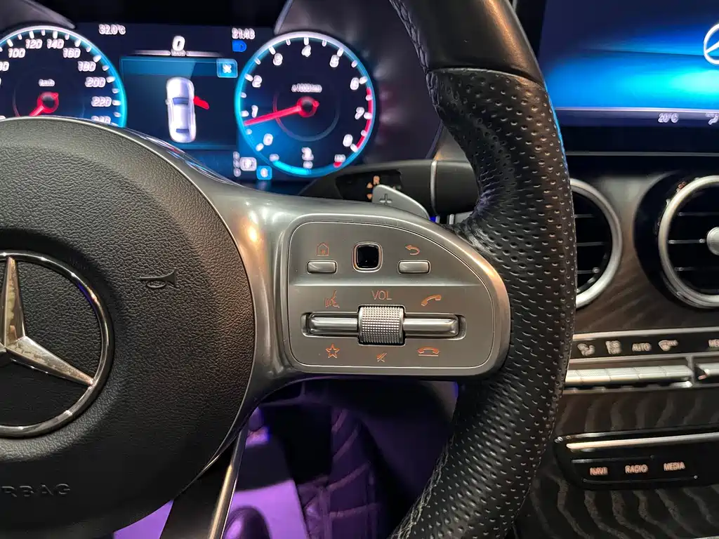 Mercedes-Benz C-Class — миниатюра 15