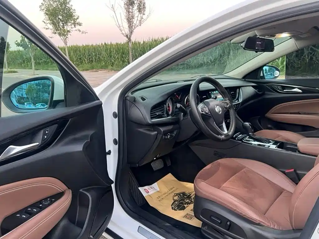 Buick Regal — миниатюра 5
