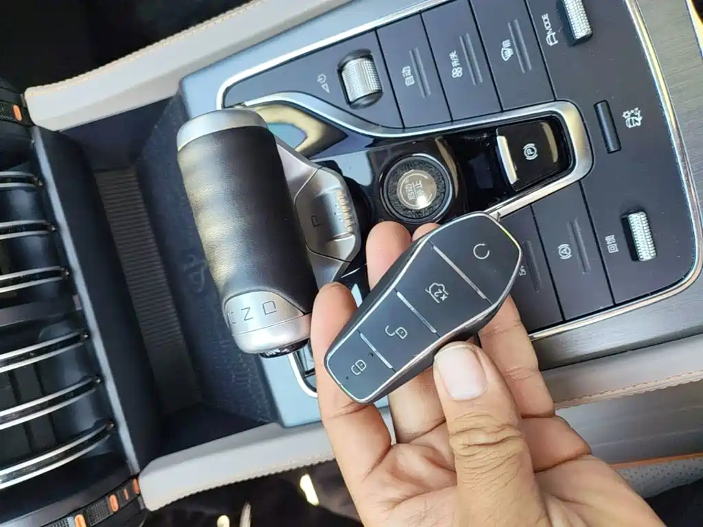 BYD Yuan Plus — миниатюра 9