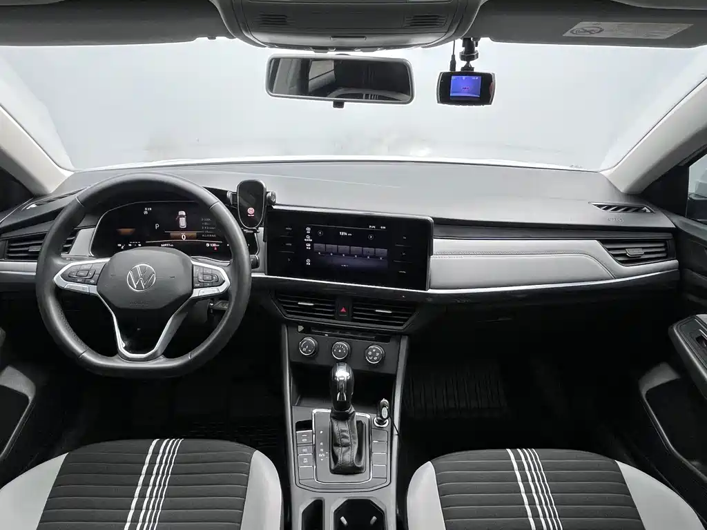Volkswagen Bora — миниатюра 5