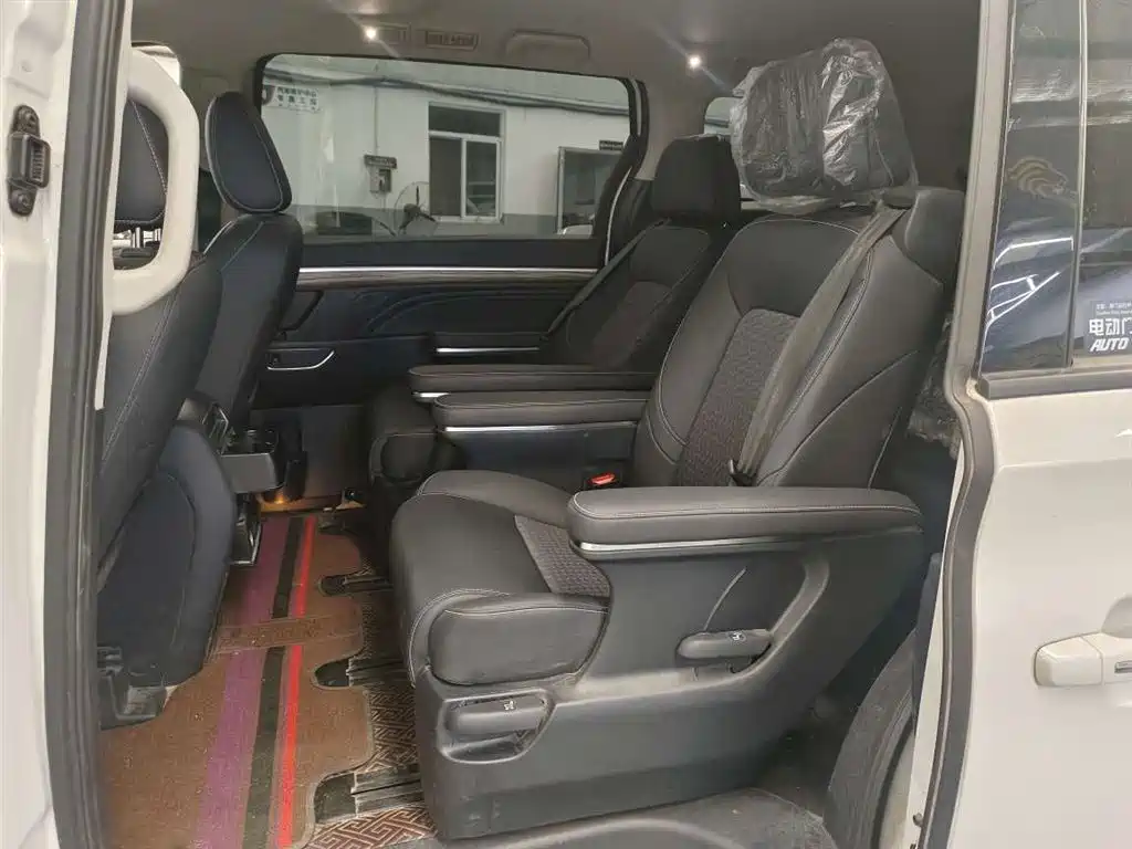 GAC Motor Trumpchi M8 — миниатюра 6