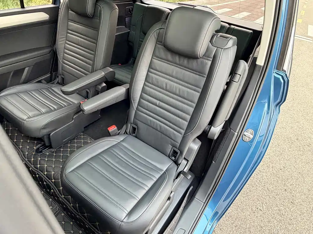 Volkswagen Touran — миниатюра 8