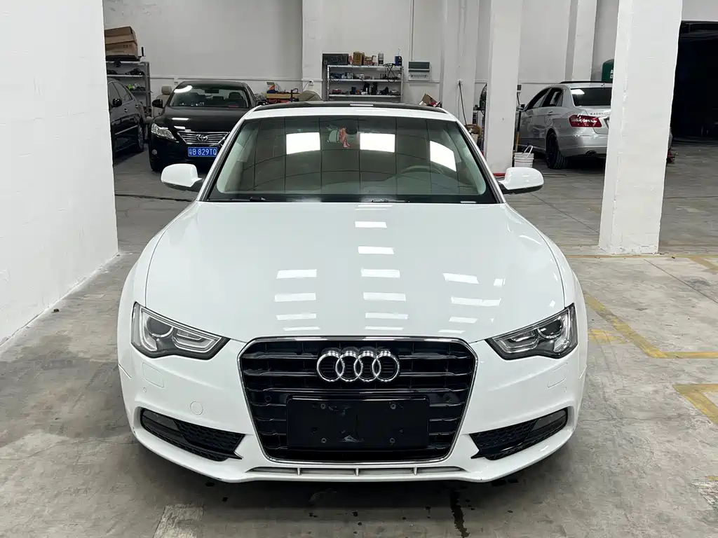 Audi A5 (Import) — миниатюра 2