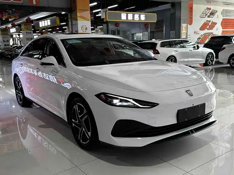 Roewe D7 2023 DMH 125km
