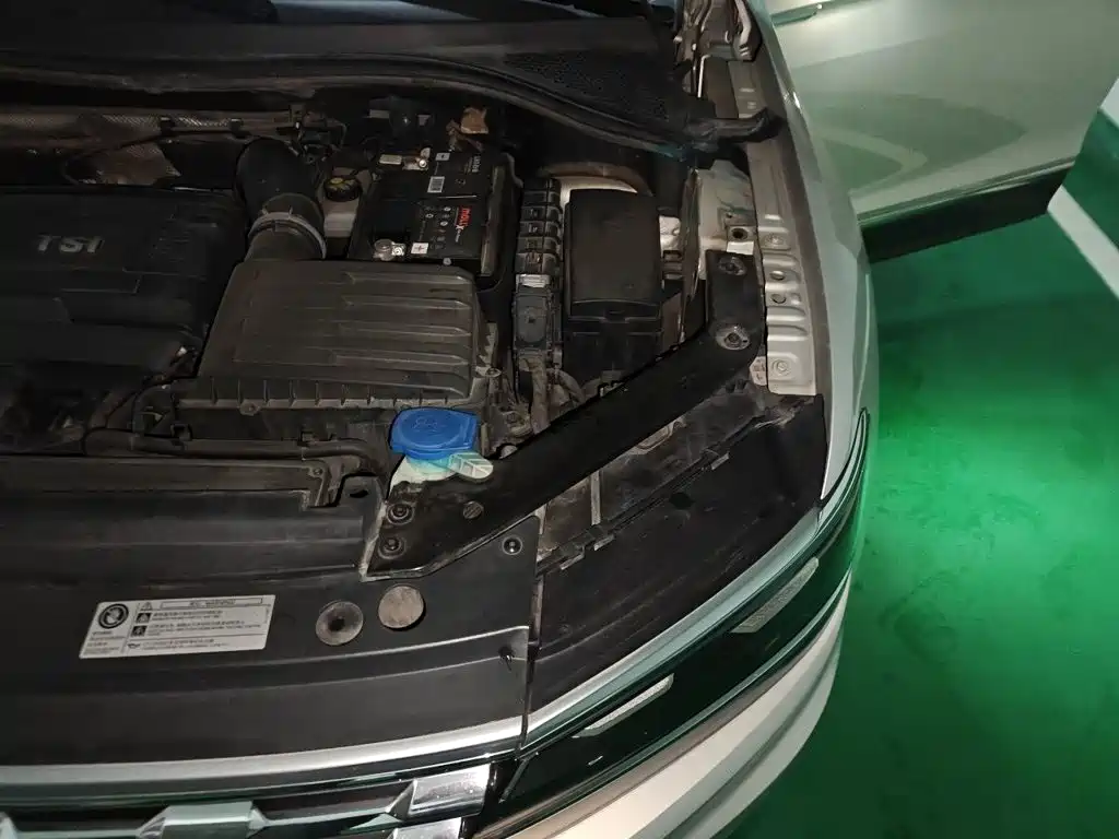 Volkswagen Tiguan L — миниатюра 20