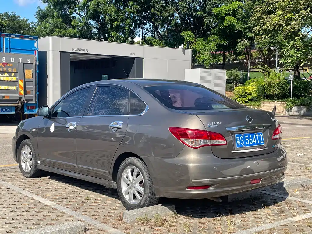 Nissan Sylphy — миниатюра 6