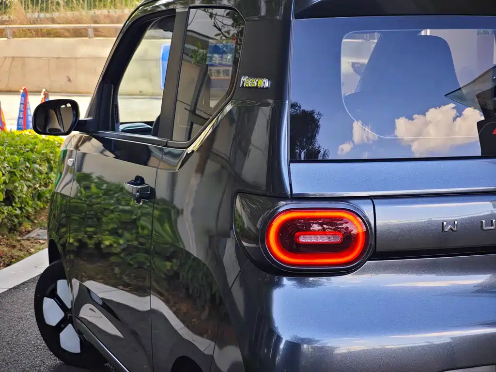 Wuling MINIEV — миниатюра 7