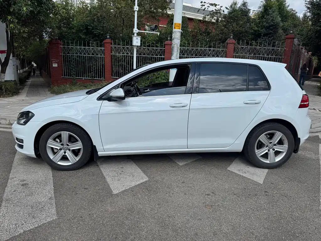 Volkswagen Golf — миниатюра 3