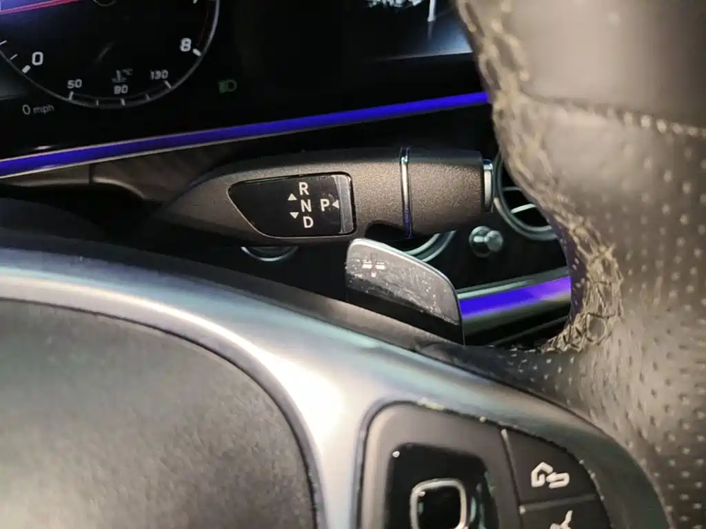 Mercedes-Benz E-Class — миниатюра 14