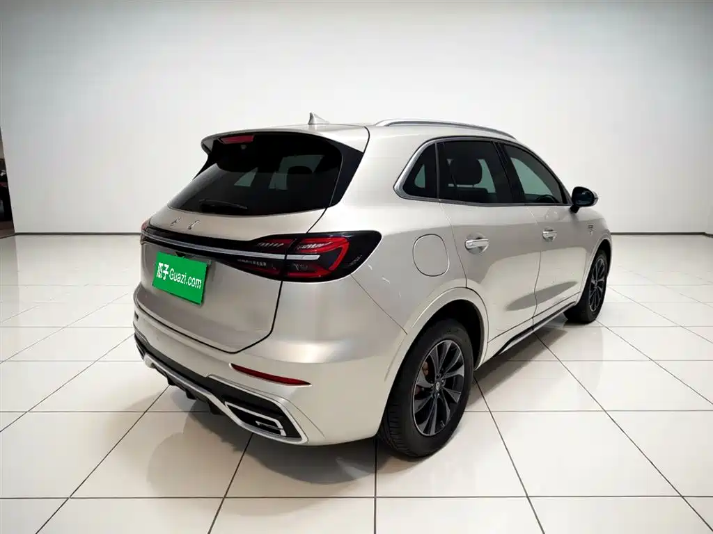 Hongqi HS5 2023 2.0T Pro