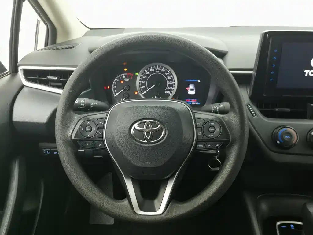 Toyota Corolla — миниатюра 11