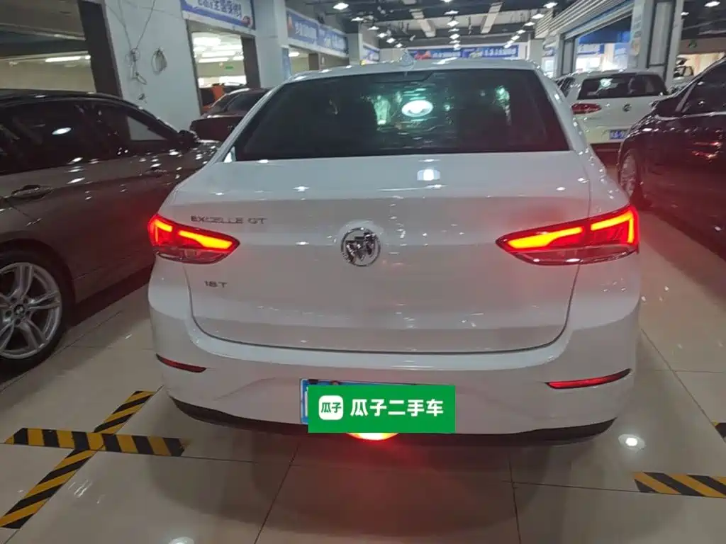 Buick Excelle — миниатюра 6