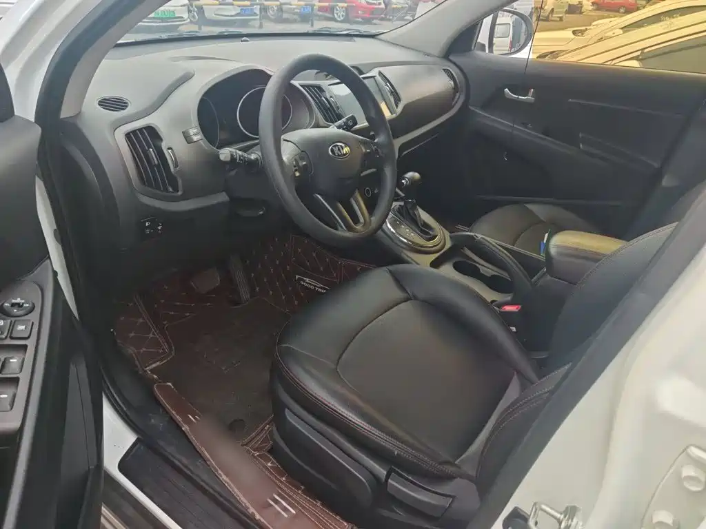 Kia Sportage — миниатюра 12