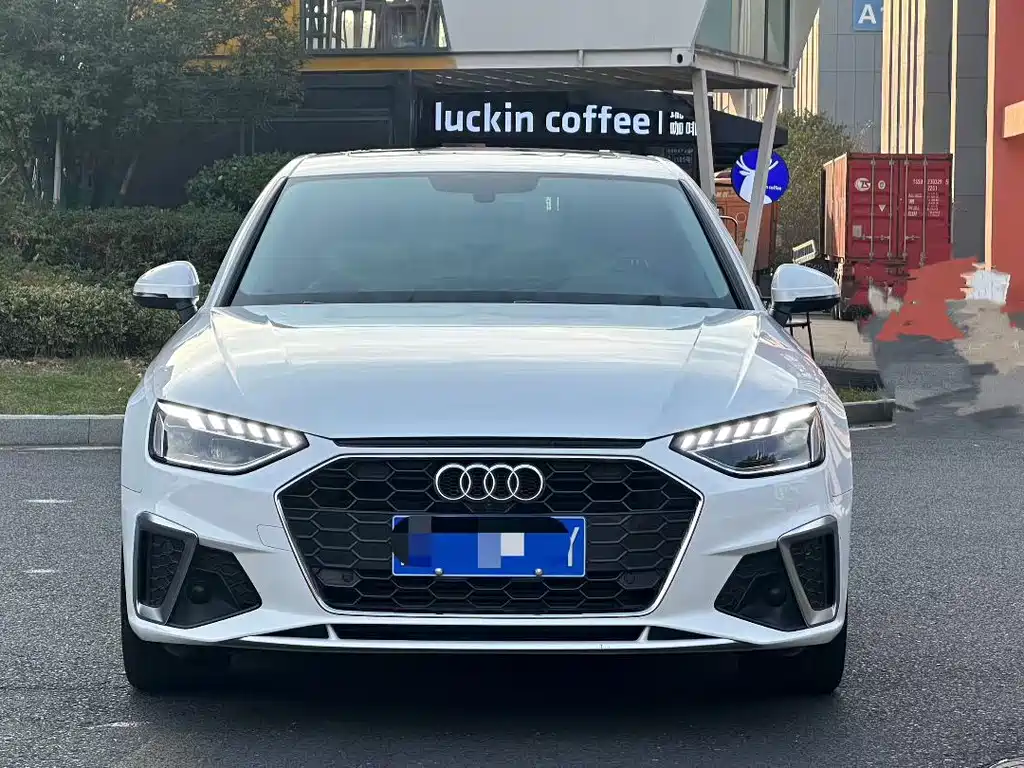 Audi A4L — миниатюра 2