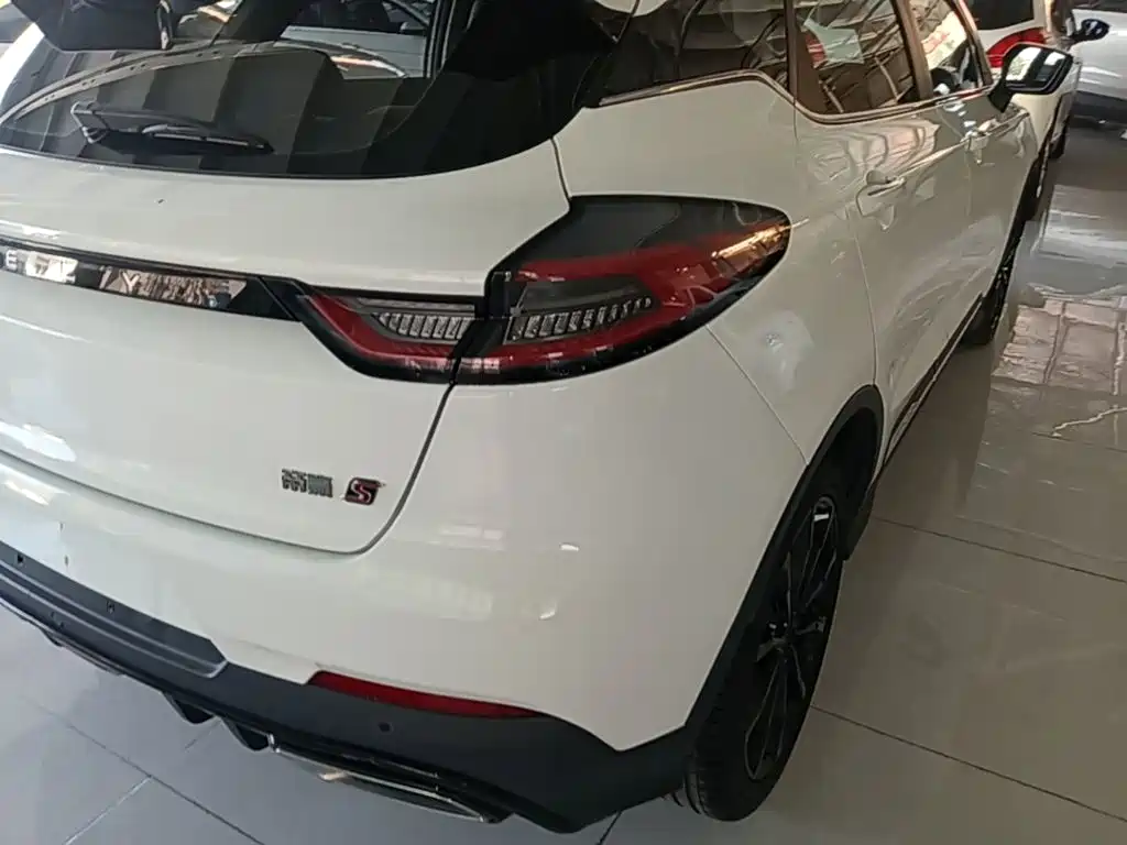 Geely Emgrand S — миниатюра 8