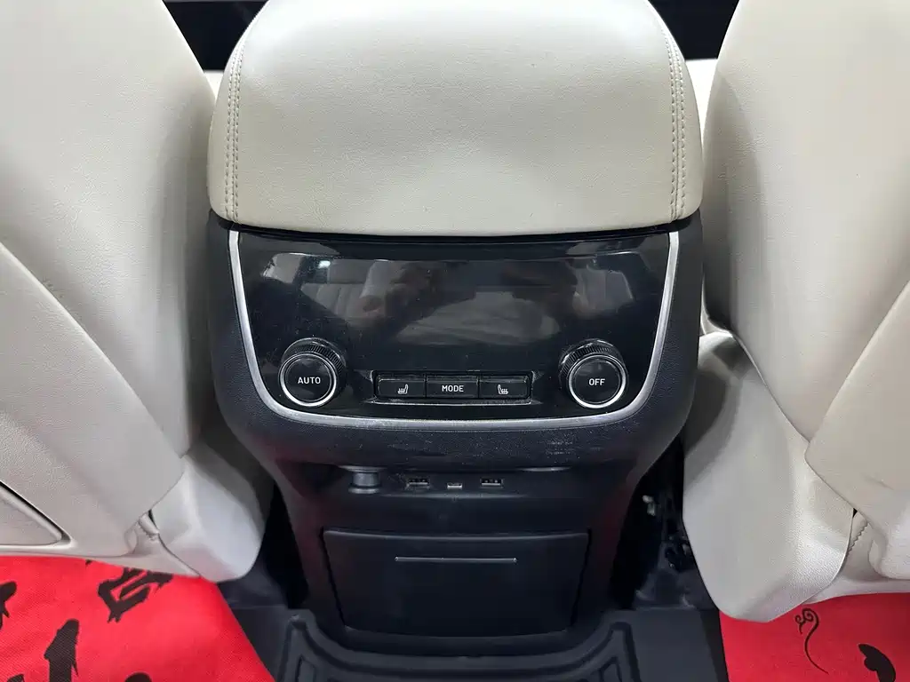 Li Auto Li ONE — миниатюра 19