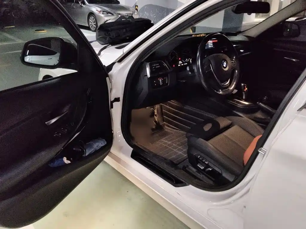 BMW 3 Series — миниатюра 14