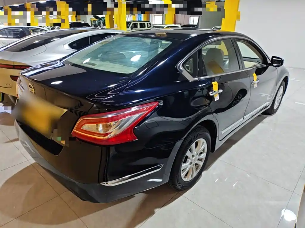 Nissan Teana — миниатюра 7