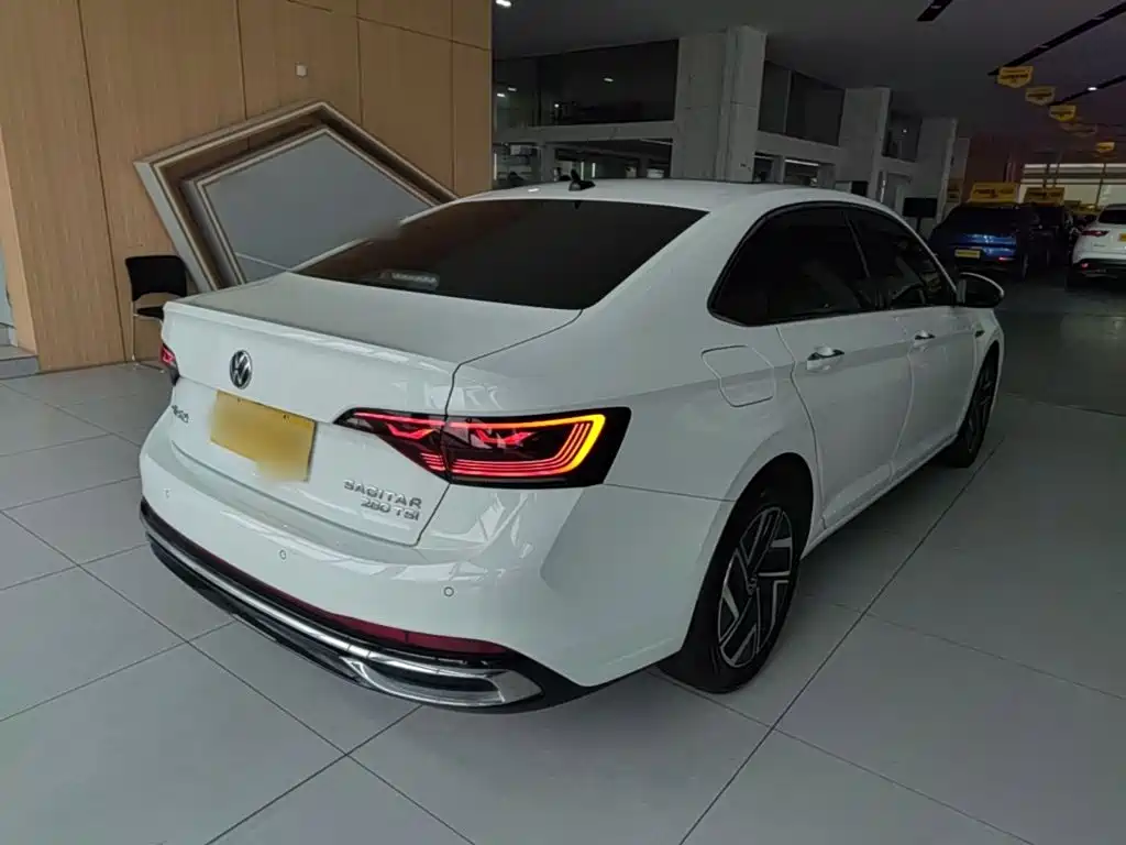 Volkswagen Sagitar — миниатюра 7