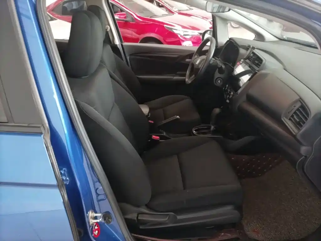 Honda Fit — миниатюра 25