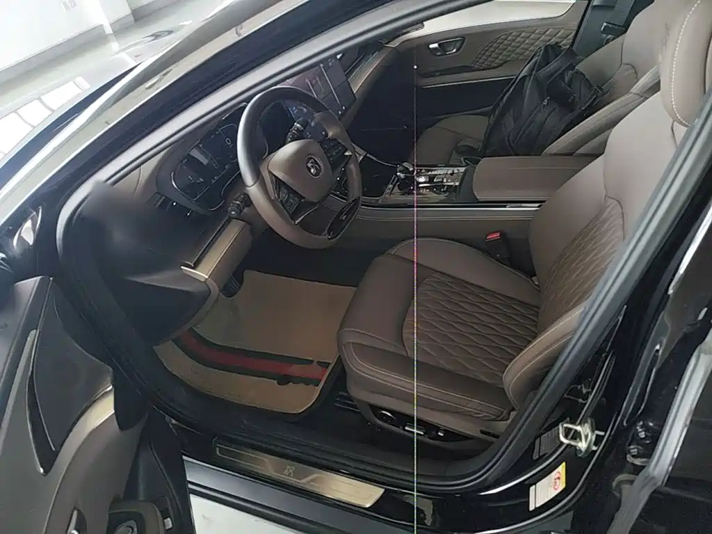 BYD Han — миниатюра 16