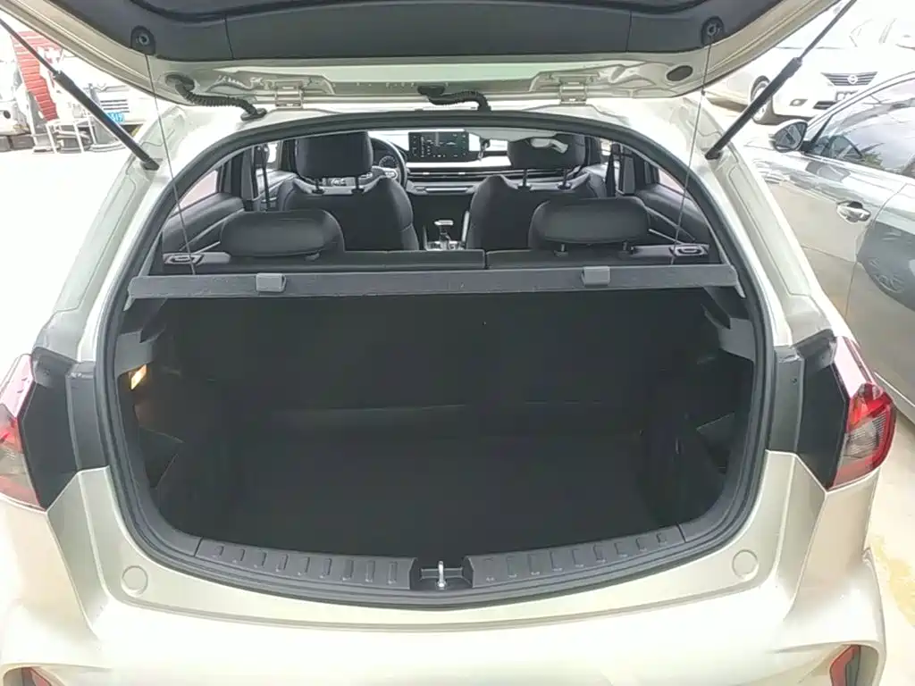 Geely Vision X3 — миниатюра 19