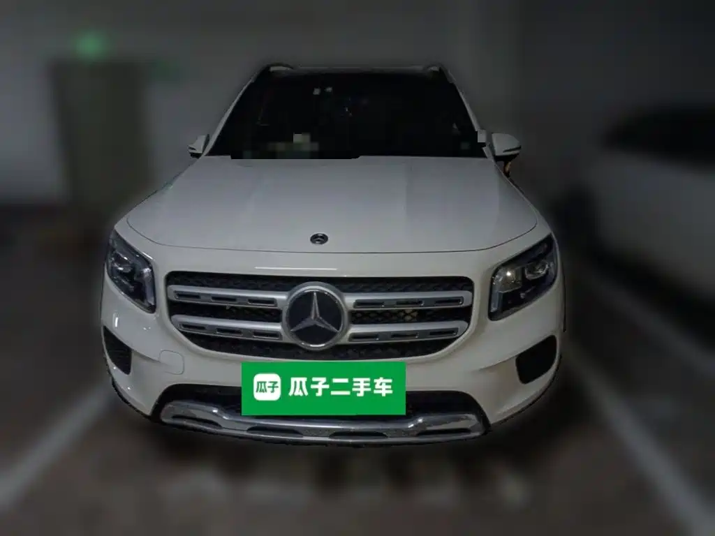 Mercedes-Benz GLB — миниатюра 23