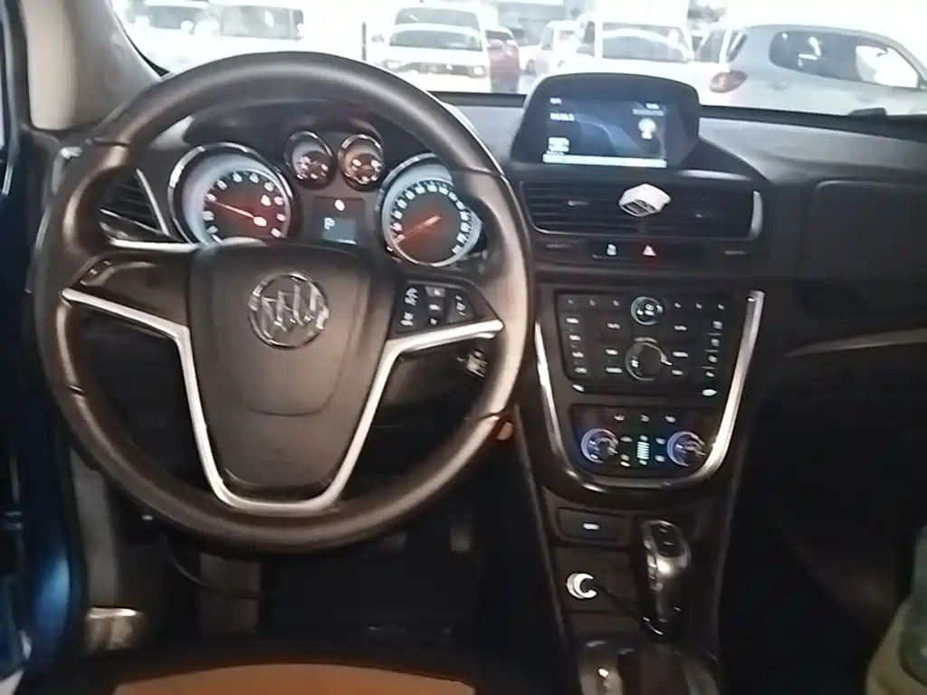 Buick Encore — миниатюра 10
