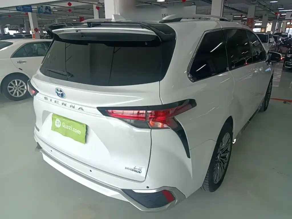 Toyota Sienna 2023 2.5L Comfort