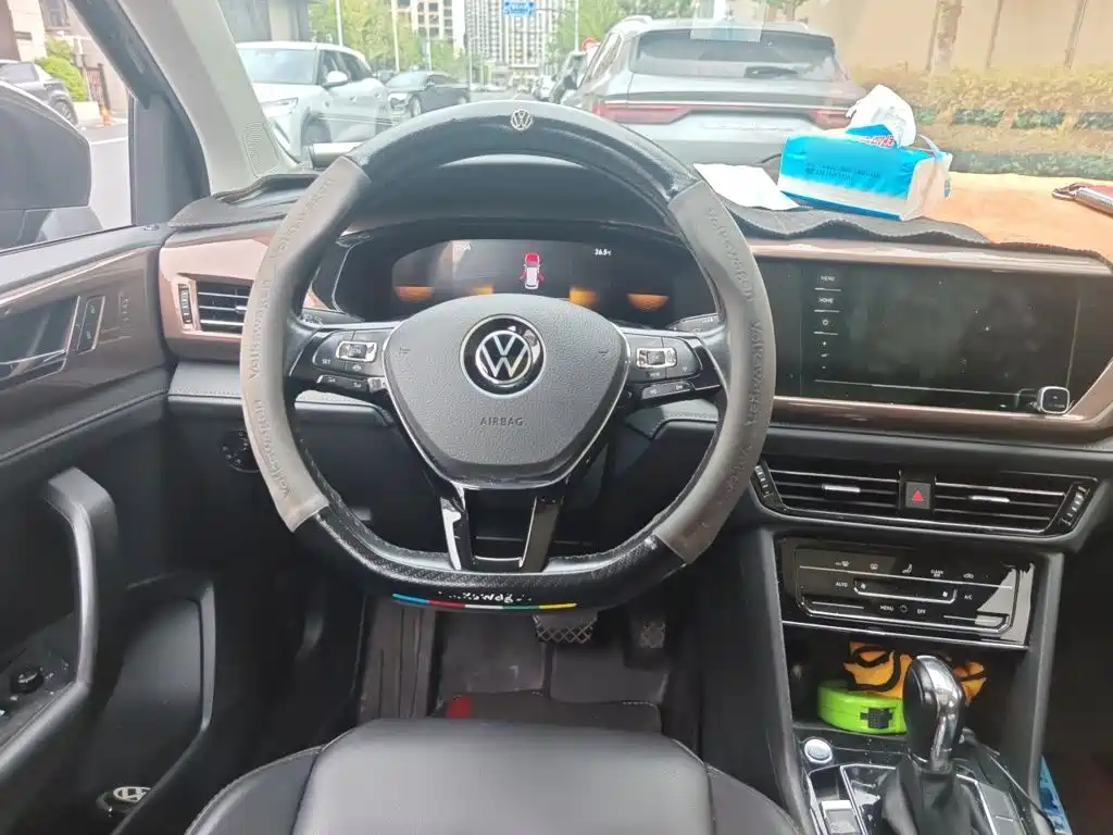 Volkswagen Tharu — миниатюра 6