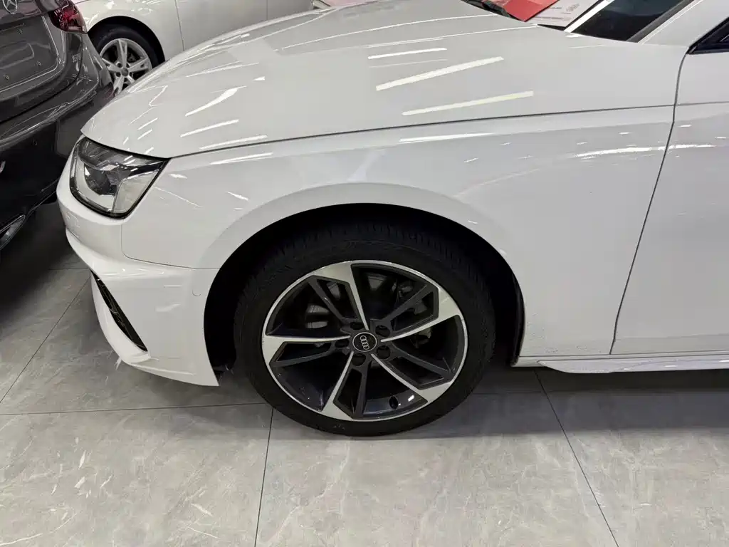 Audi A4L — миниатюра 3