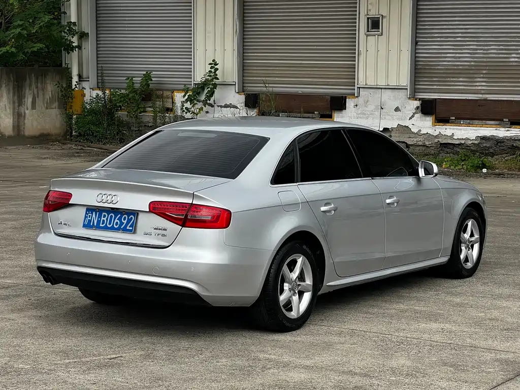 Audi A4L — миниатюра 31