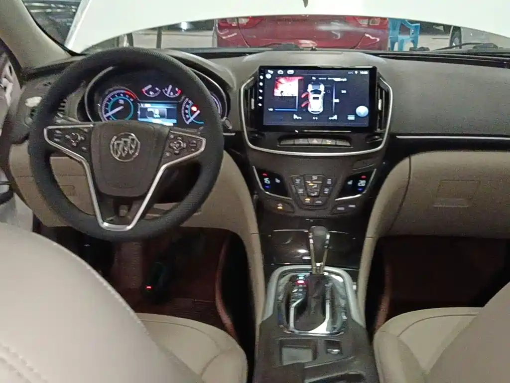 Buick Regal — миниатюра 10
