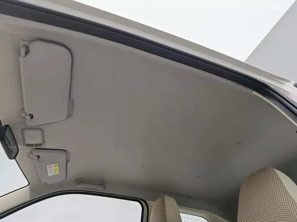 Wuling MINIEV — миниатюра 14
