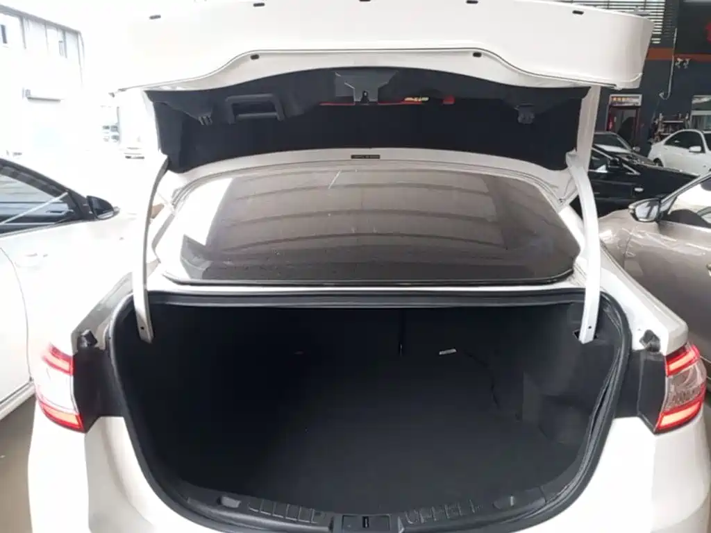 Ford Mondeo — миниатюра 19