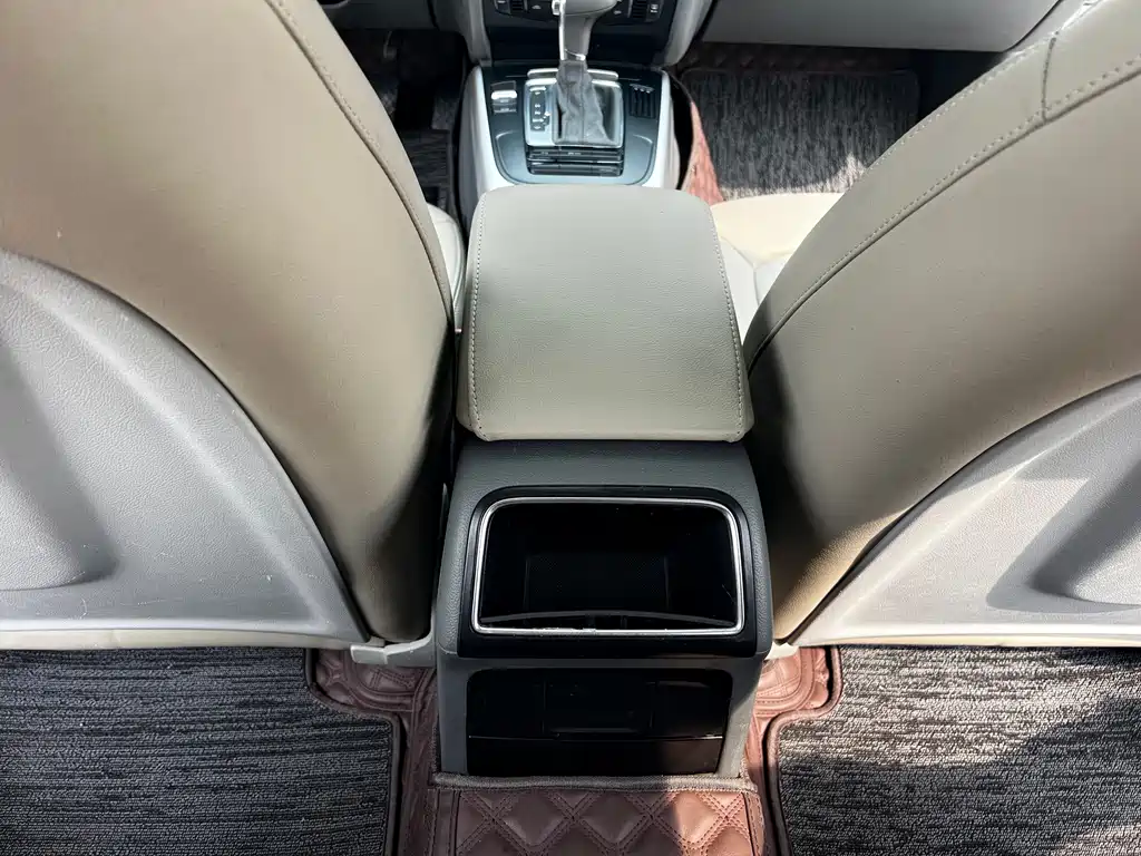 Audi A4L — миниатюра 18