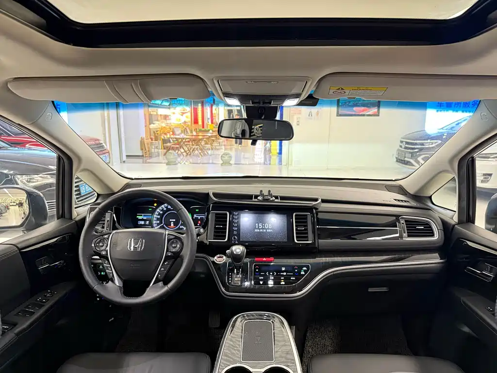 Honda Elysion — миниатюра 16