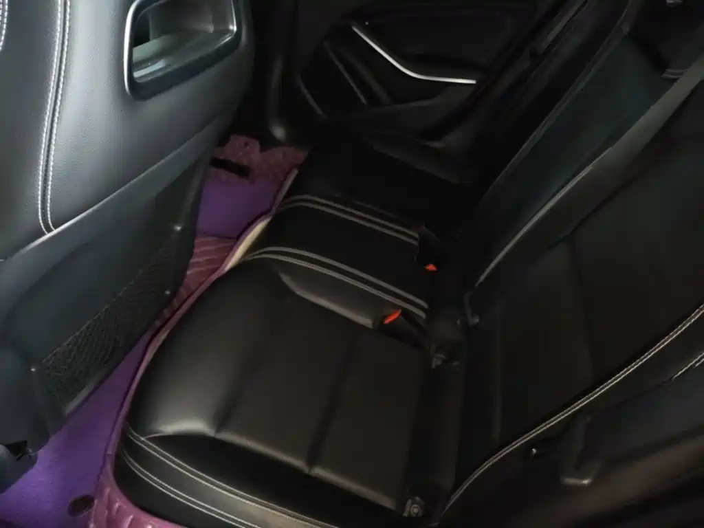 Mercedes-Benz GLA — миниатюра 17