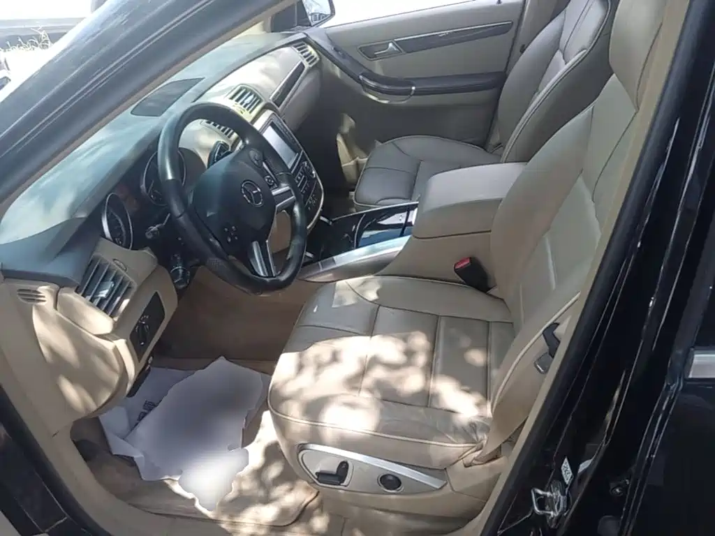 Mercedes-Benz R-Class — миниатюра 15
