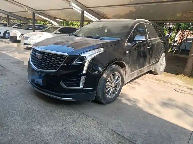 CADILLAC XT5