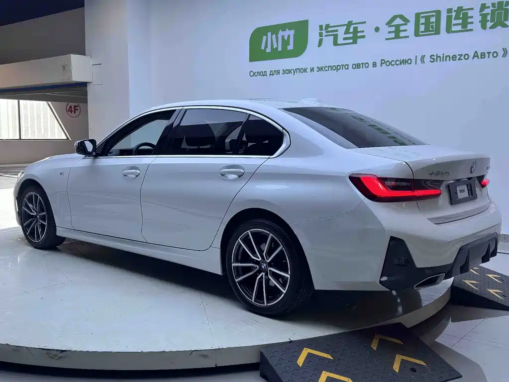 BMW 3 Series — миниатюра 3