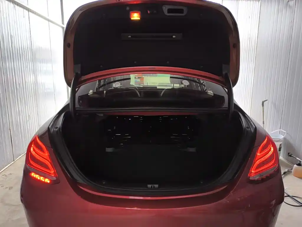 Mercedes-Benz C-Class — миниатюра 19