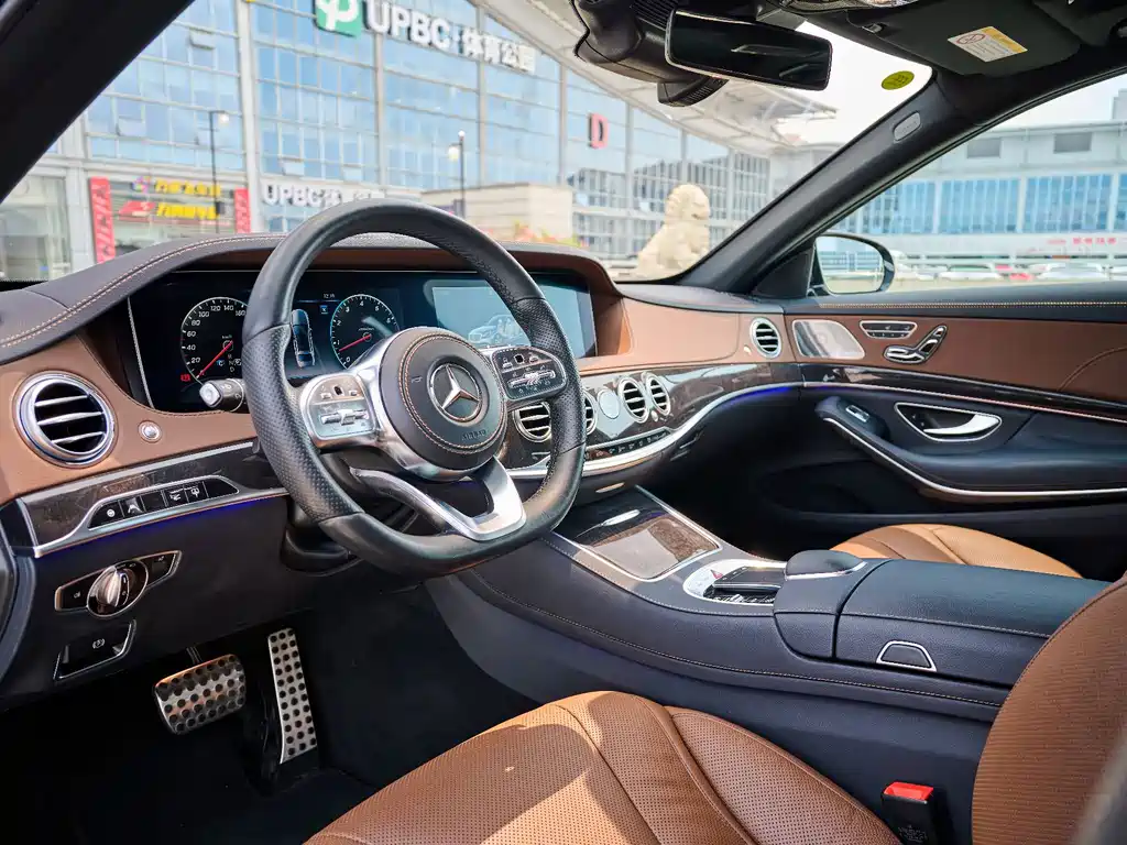 Mercedes-Benz S-Class — миниатюра 12