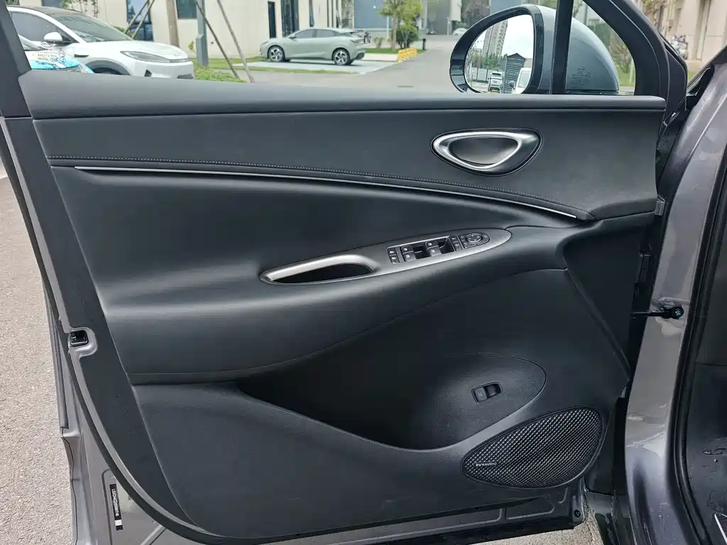 BYD Sealion 06 — миниатюра 16