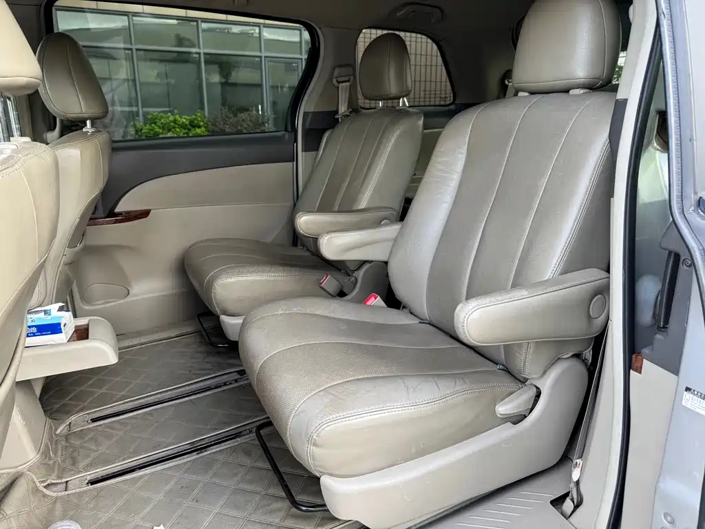 BYD M6 — миниатюра 7