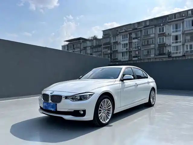 BMW 3-Series — фото 1