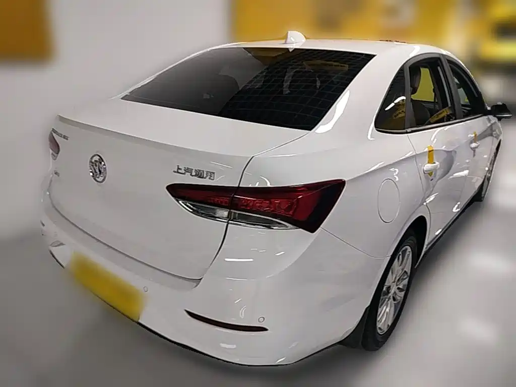 Buick Excelle — миниатюра 10