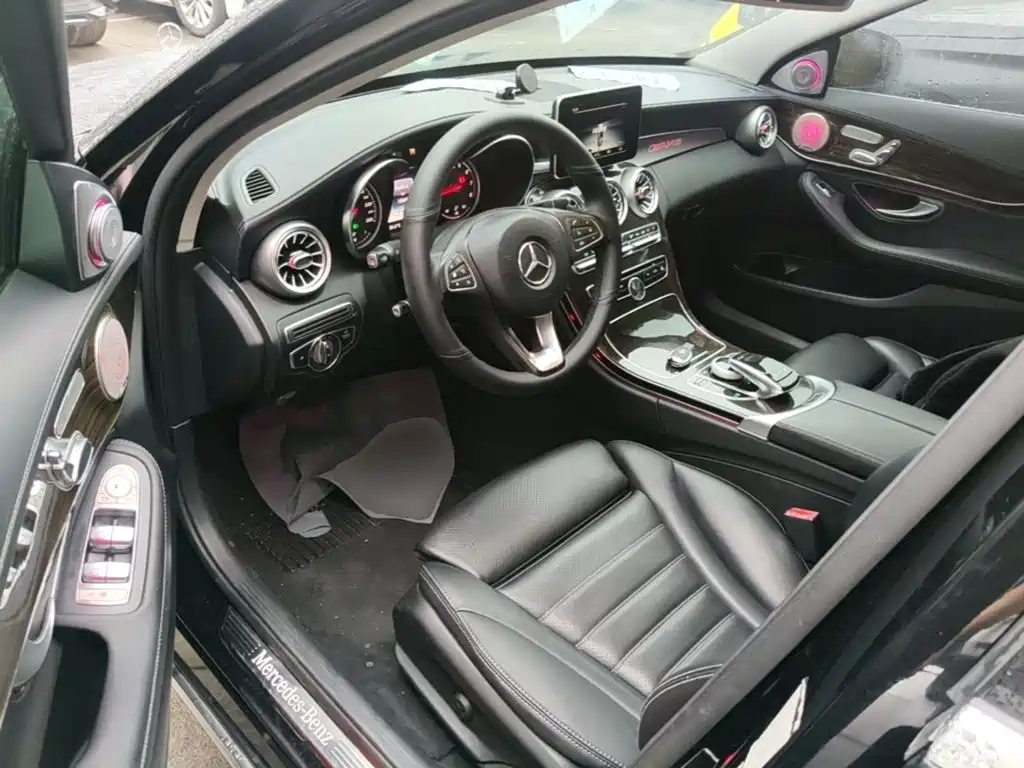 Mercedes-Benz C-Class — миниатюра 16